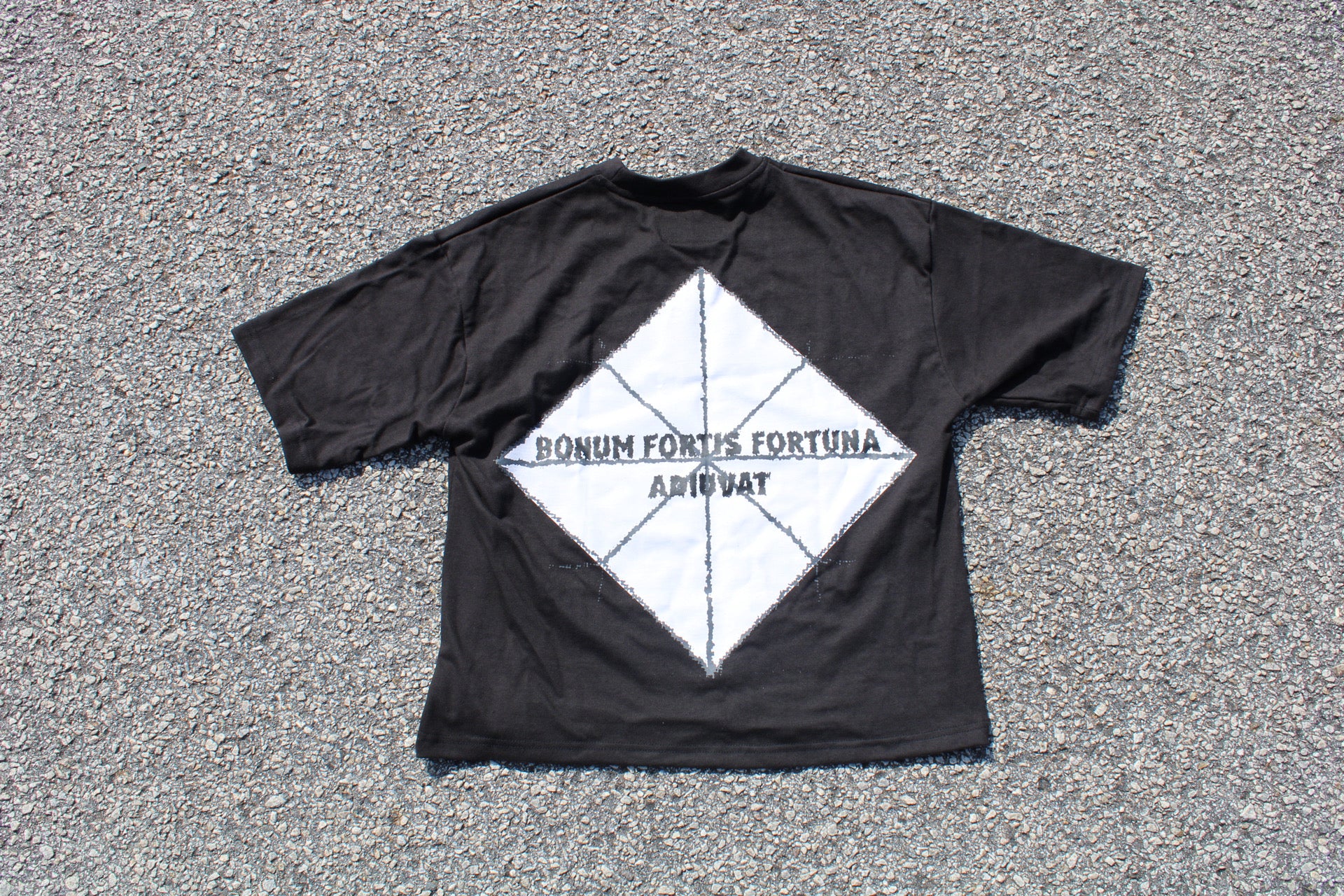 𝐕𝐞𝐧𝐭𝐮𝐫𝐚 𝐃𝐞𝐬𝐢𝐫𝐞𝐬 𝐁𝐥𝐚𝐜𝐤 𝐁𝐨𝐱𝐲 𝐓𝐞𝐞